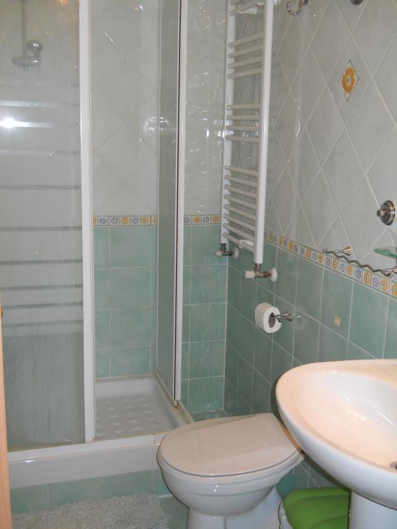 Le Pietre Di Giada Rome