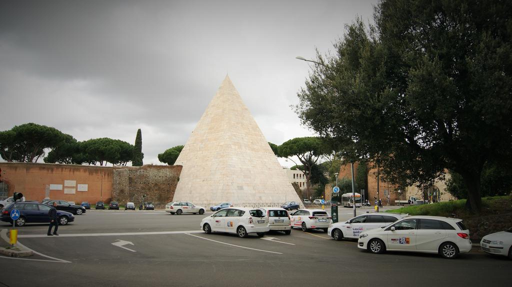 I Love Piramide Guest house Rome