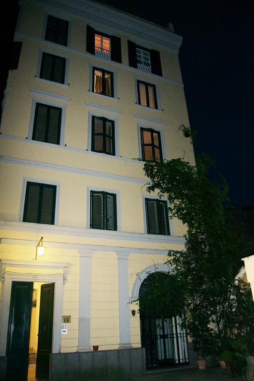House Colosseo Rome