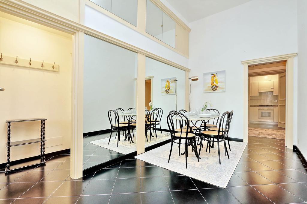 Apartment Pompeo Rome