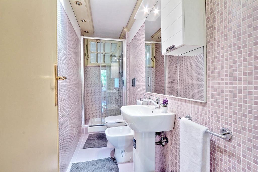 Apartment Pompeo Rome