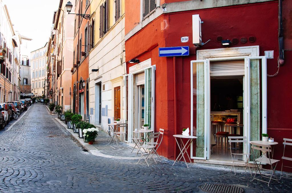 Couette-café All'orologio