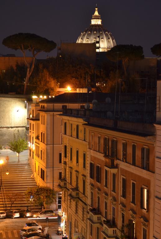 Notti Al Vaticano-deluxe St.peter
