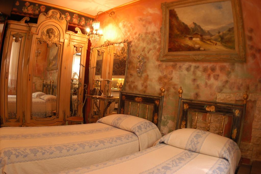 Hospitales Del Pellegrino - Trastevere
