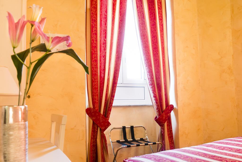 Acomodação com café da manhã  Domus Trevi