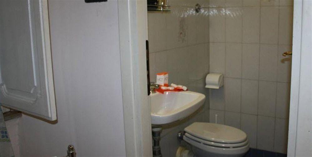 Marvi Hotel