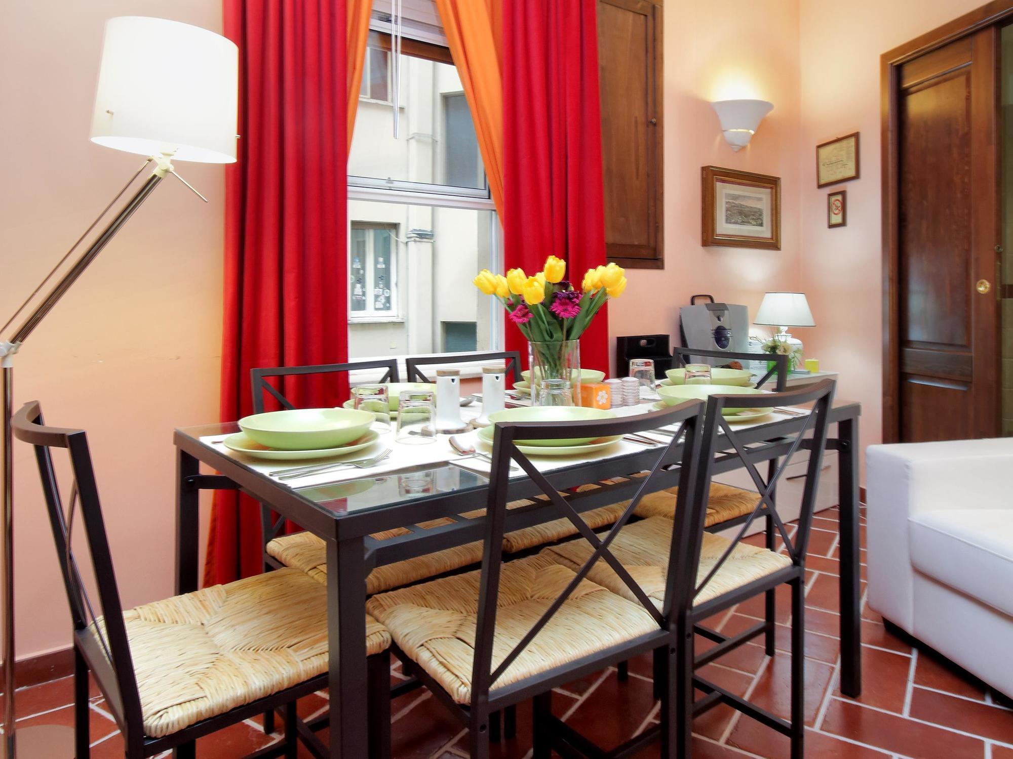 Guest house Lillihouse 2*