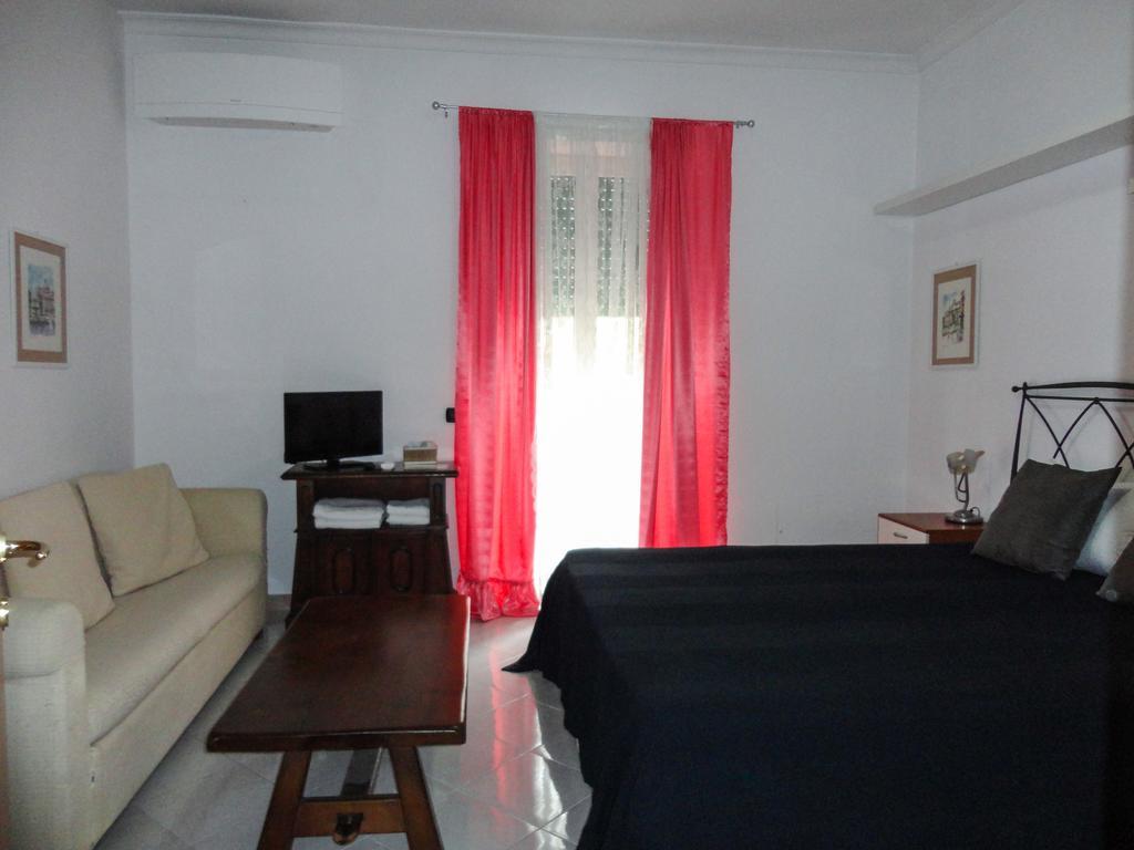 Guest house Suites Holiday Rooms Rome