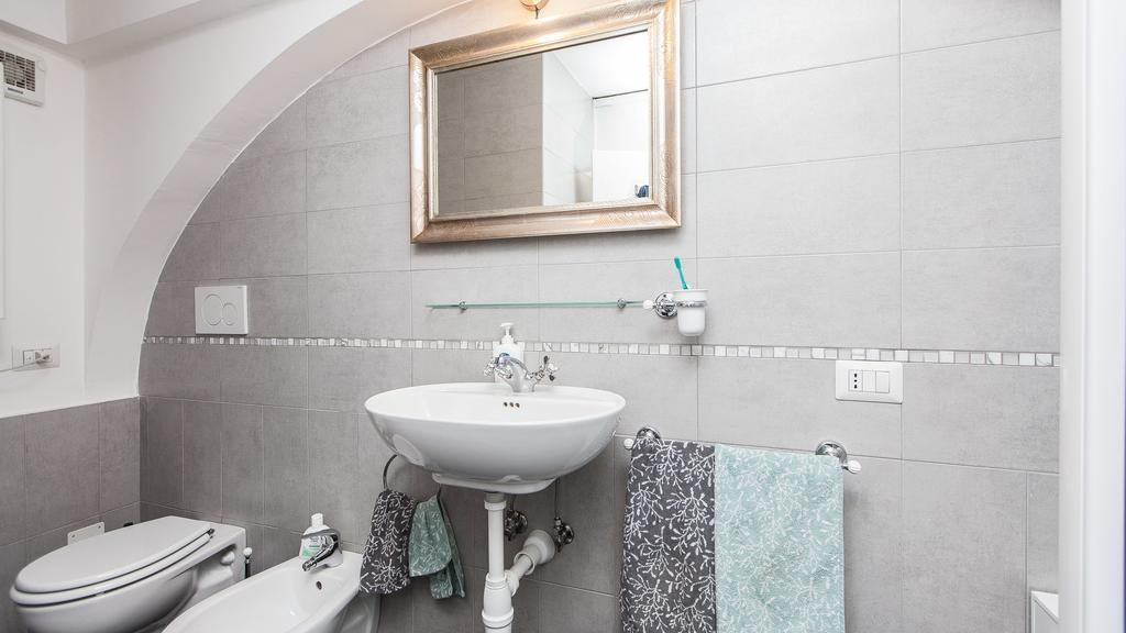 Apartment Rental In Rome Teatro Marcello *