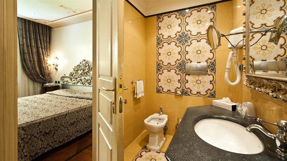 Aventino 3*