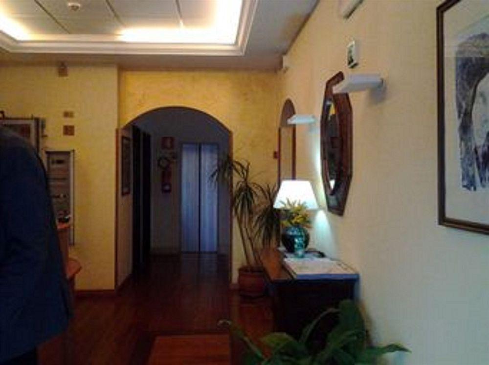 Industrial Hotel Rome