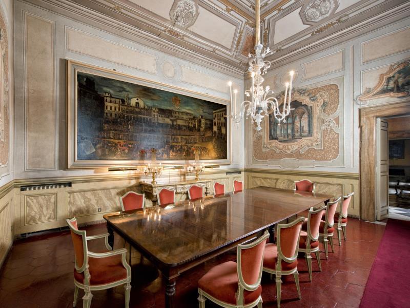 Residenza Ruspoli Bonaparte Bed & Breakfast 4*