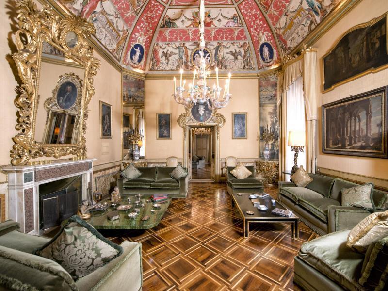 Residenza Ruspoli Bonaparte 4*
