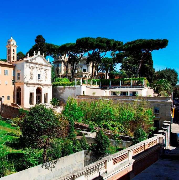 Degli Artisti Hotel 4*