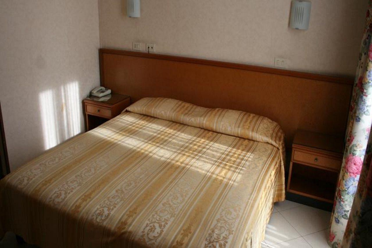 Hotel 2000 Rome