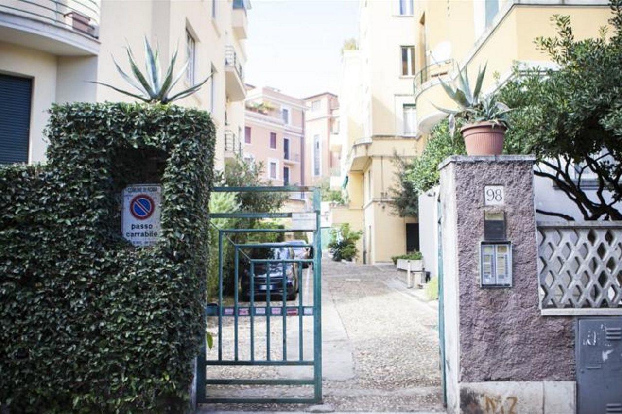 Bed & Breakfast Aventino 2*