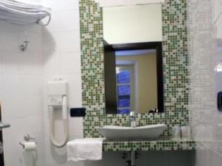 Hotel Versailles