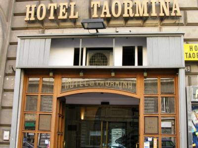 Hotel Taormina 2*