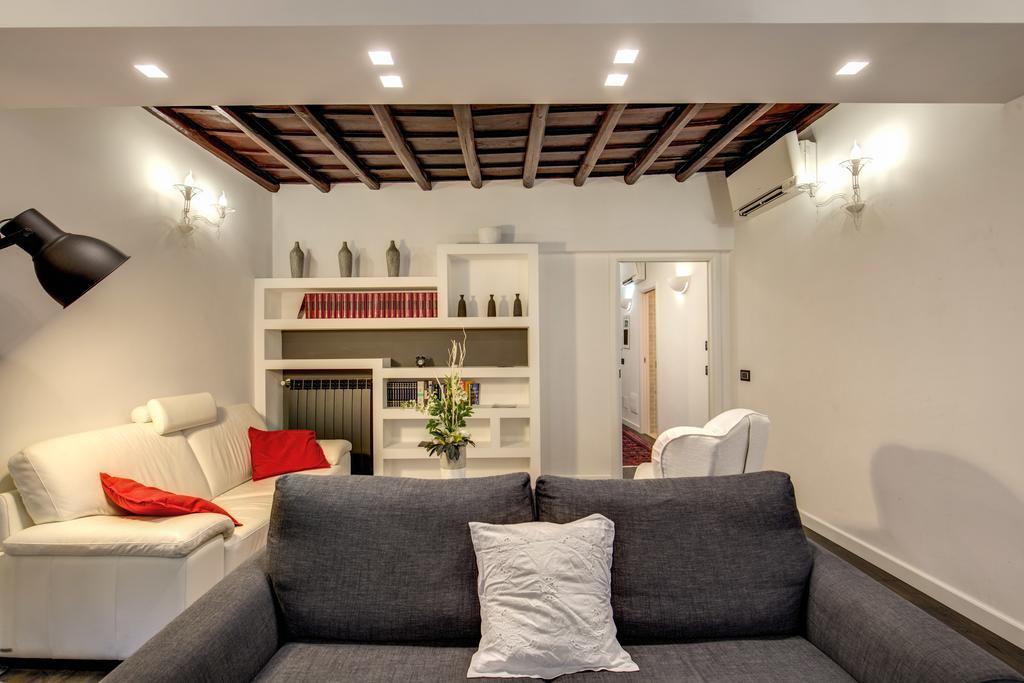 Apartamento Campo De' Fiori Stylish White *