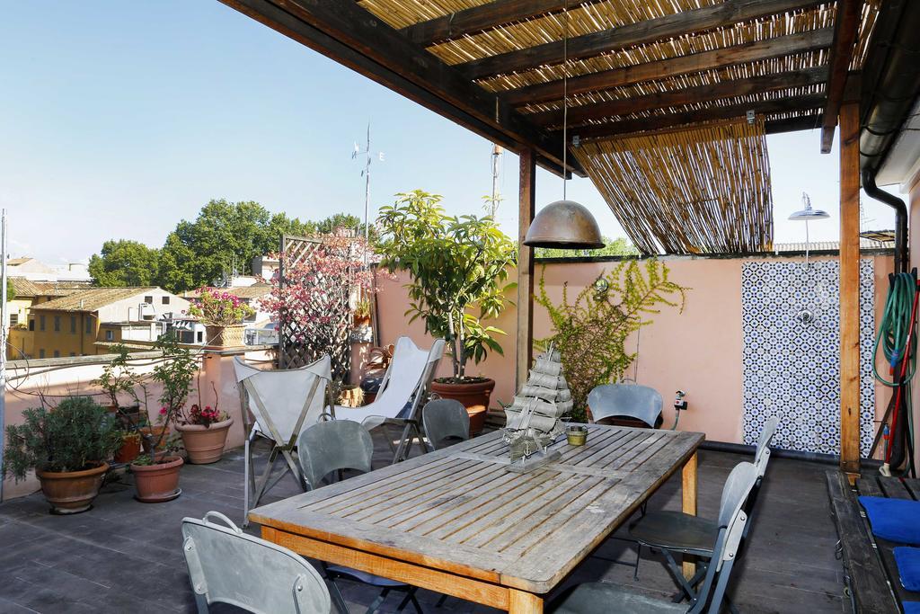Trastevere Split Level Terrace - Collection Apartment Rome