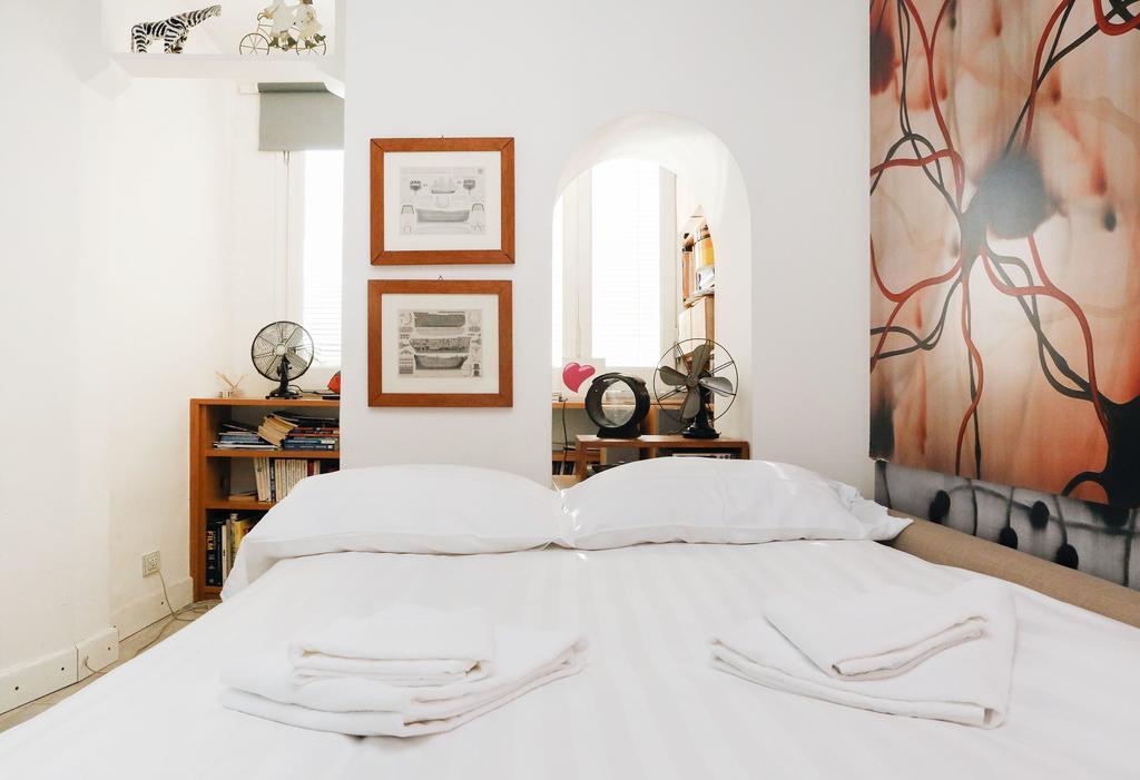 Trastevere Split Level Terrace - Collection