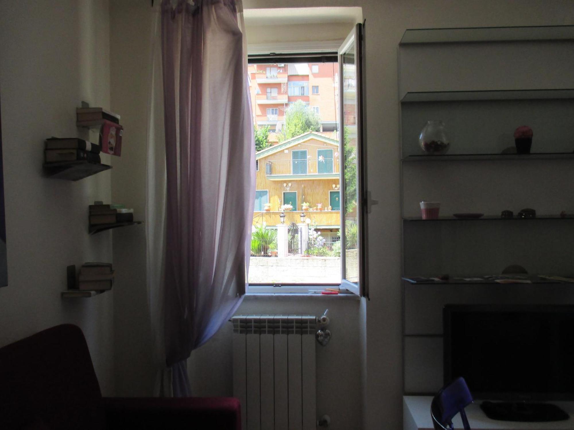 A.b Battistini Short Let's * Rome