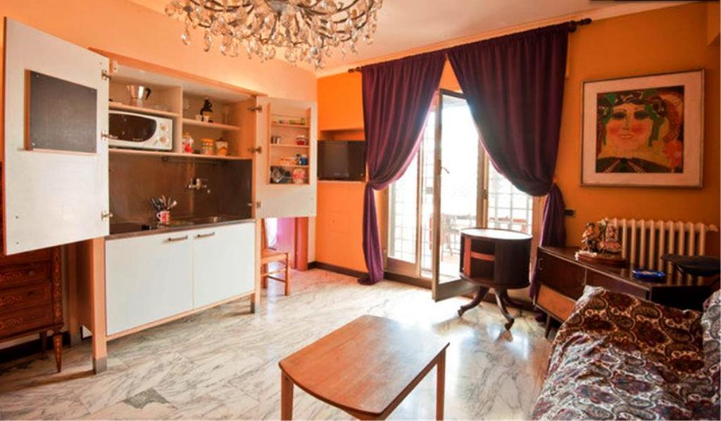 Julia's Domus Appartamento *