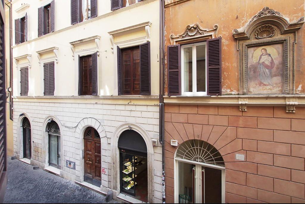 Holidays Banchi Nuovi Rome