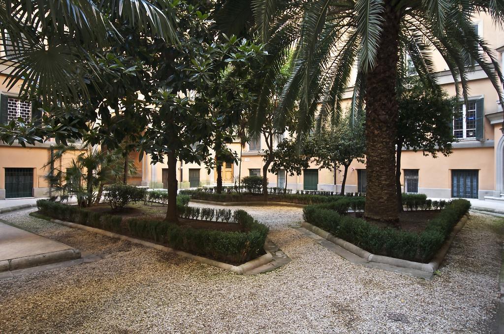 Flaminio Butterfly House * Rome