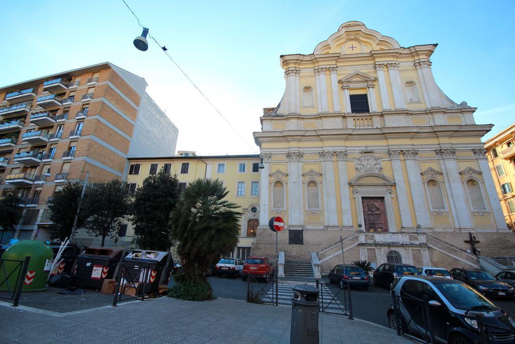 Con Vista San Pietro Roma