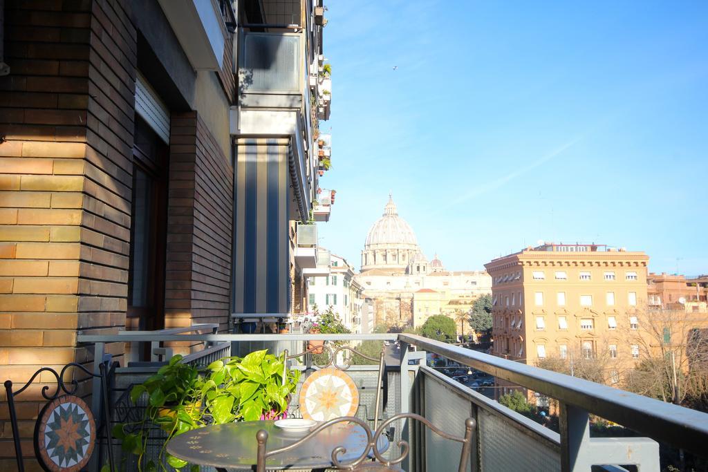 Con Vista San Pietro