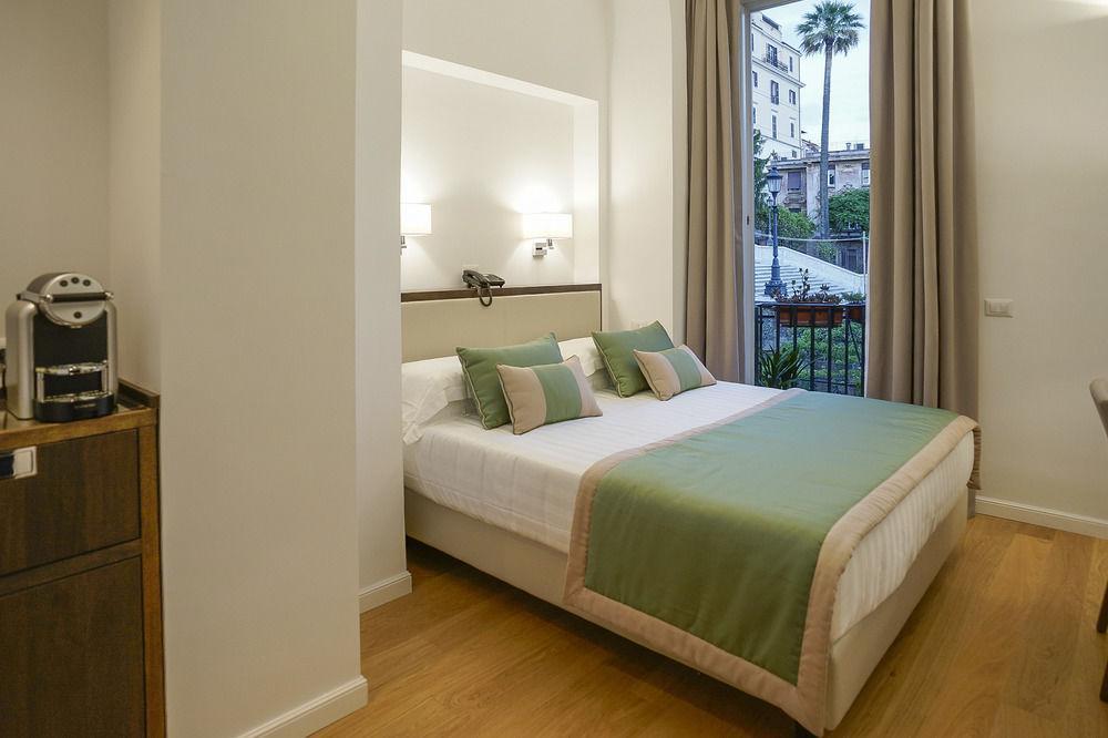 Les Diamants Spanish Steps Hotel 2*