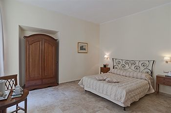 Le Clarisse Pantheon Hotel Rome