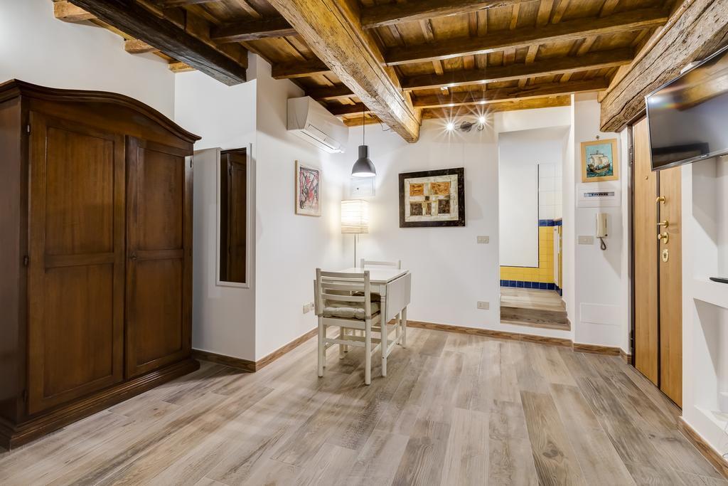 Apartment Pellegrino Campo De' Fiori *