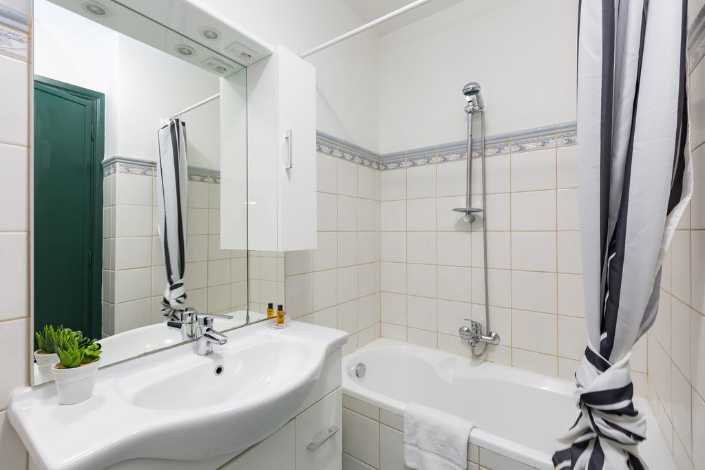 Apartment Crescenzio *
