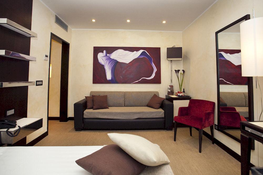 Les Fleurs Luxury House Rome