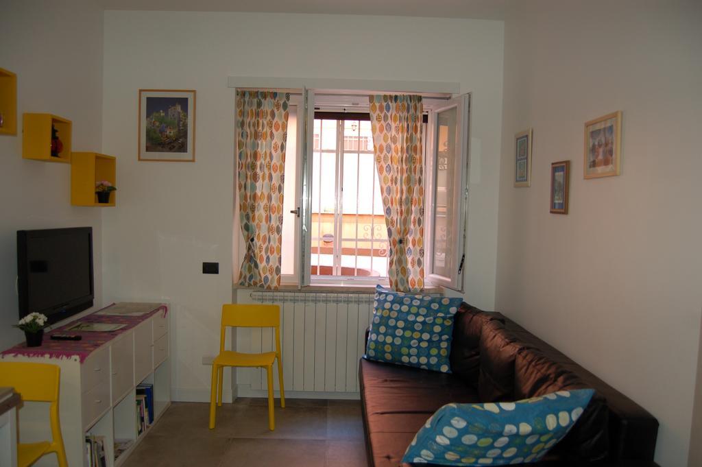 Interno Sette * Rome