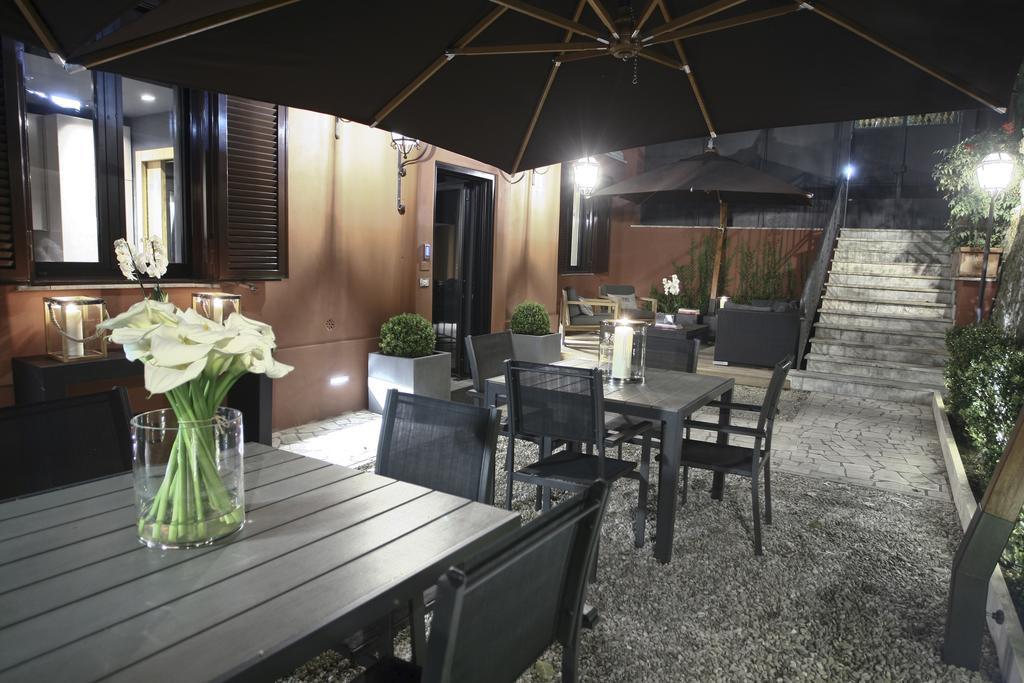Couette-café Parioli Place 2*