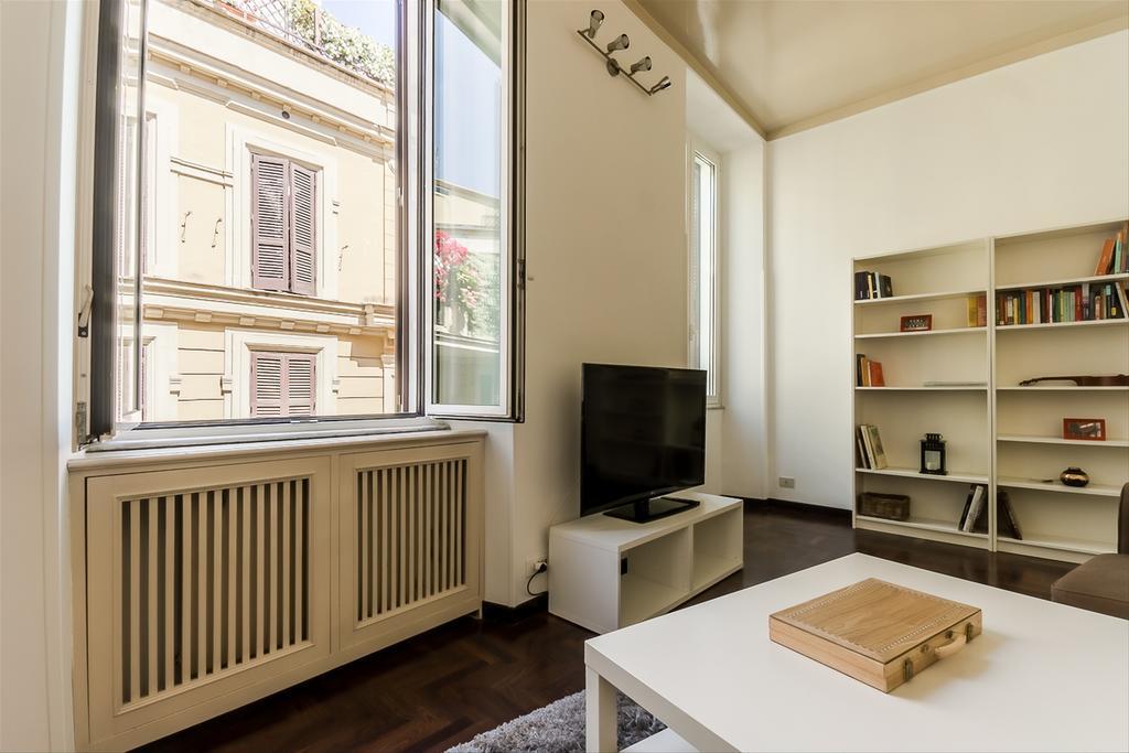 Palazzo Borghese Lovely Flat Apartment Rome