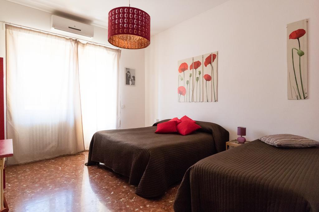 Acomodação com café da manhã  Citta Aperta Roma