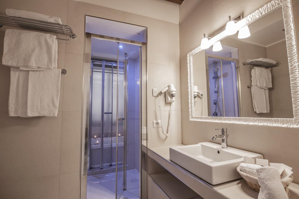 Town House Spagna- Luxury With Jacuzzi Bath Rome