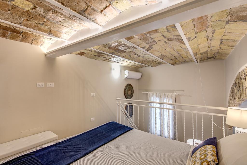 Domus Urbana *