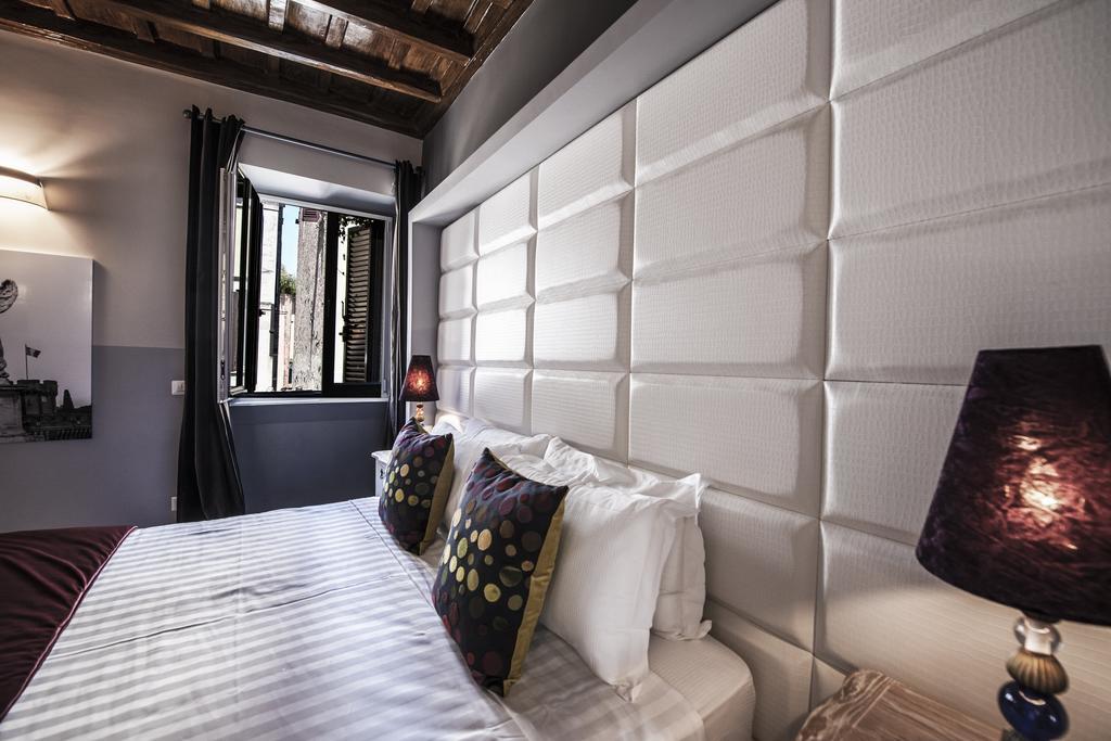 Town House Spagna- Luxury With Jacuzzi Bath *
