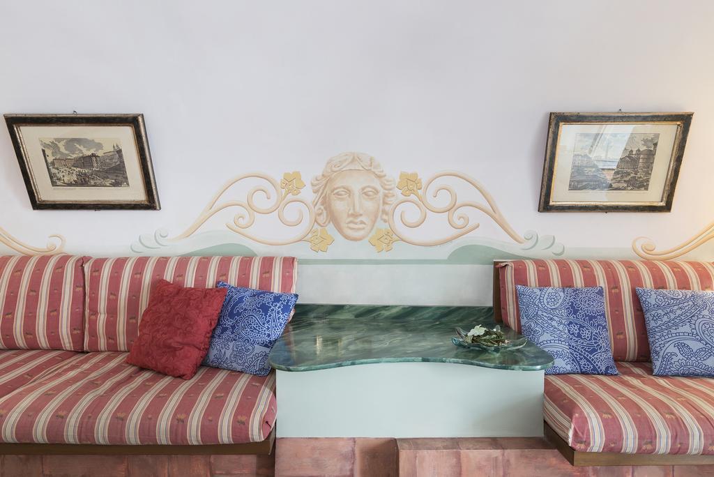 Appartement Piazza Colonna - Charme Holidays *