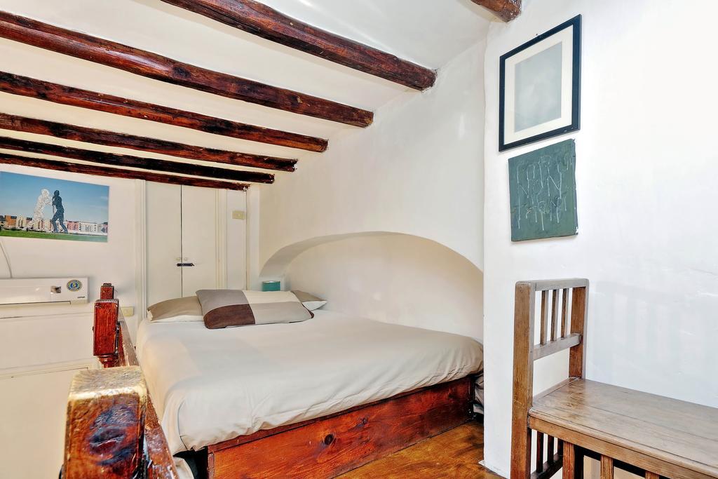 Pretty Flat Trastevere Rome