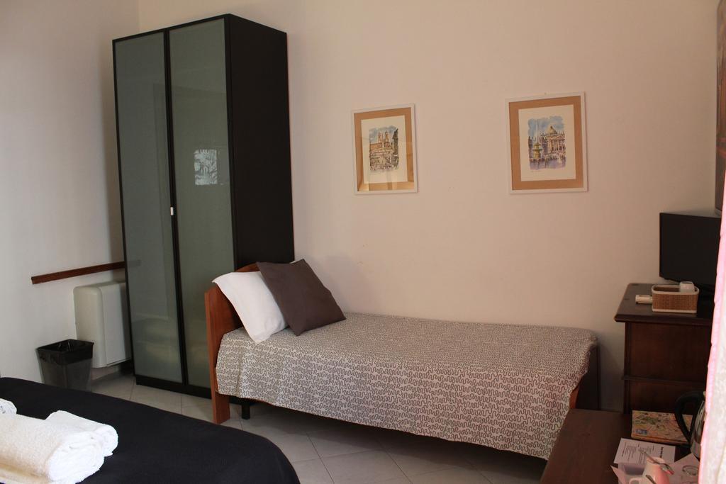 Suites Holiday Rooms Guest house Rome