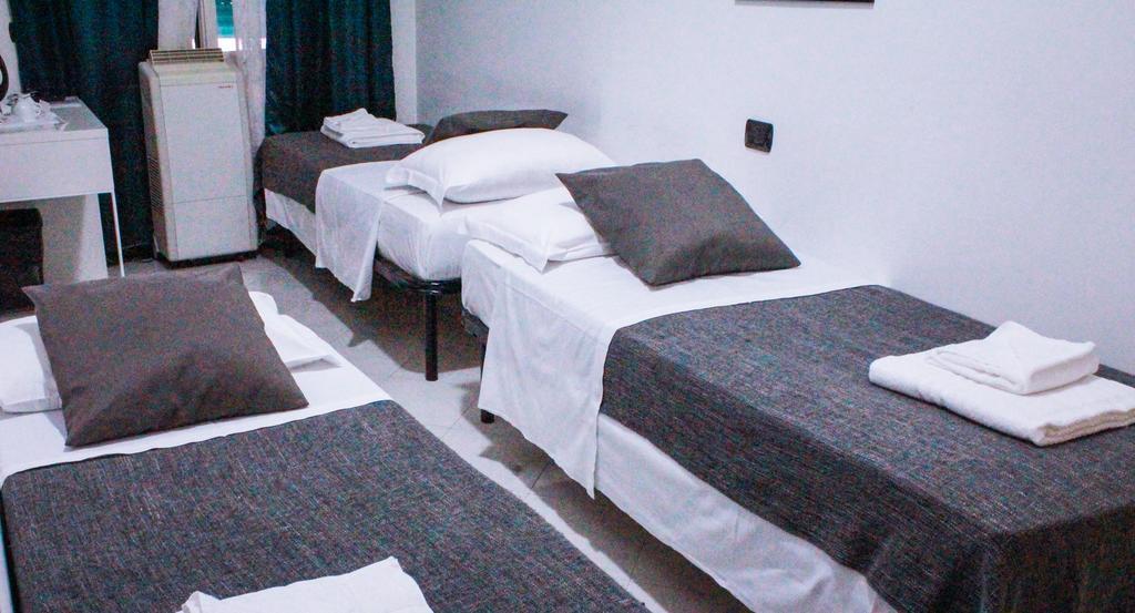 Suites Holiday Rooms