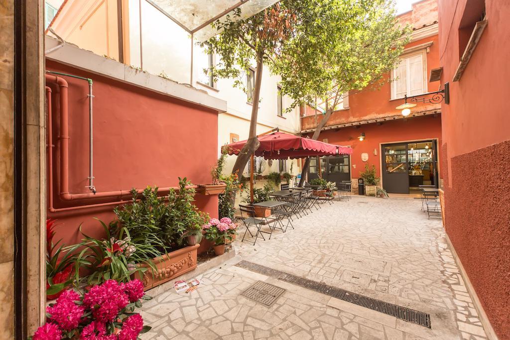 Bistrot - St.john In Lateran Appartement *