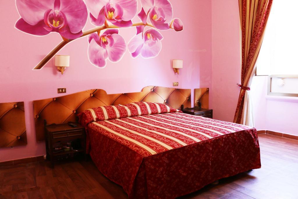 Gabriele Hotel *