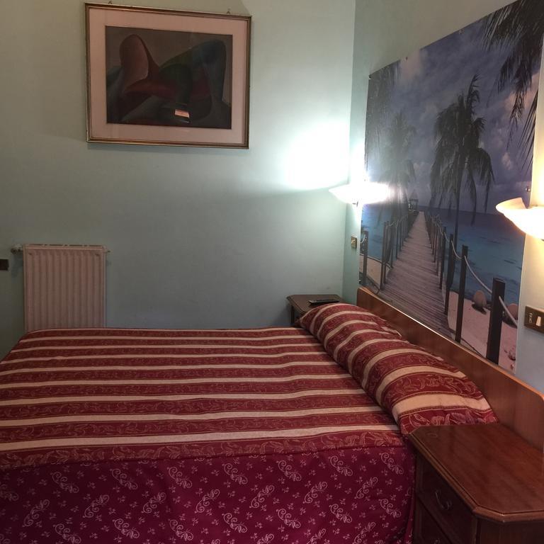 Gabriele Hotel *